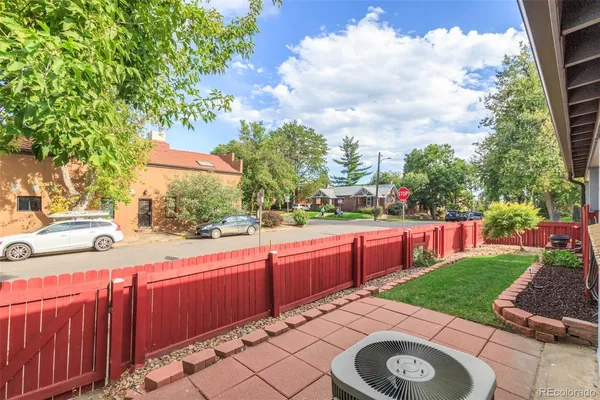 $2,200 | 4805 West 33rd Avenue, Denver, CO 80212