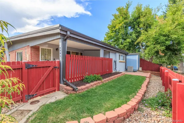 $2,200 | 4805 West 33rd Avenue, Denver, CO 80212