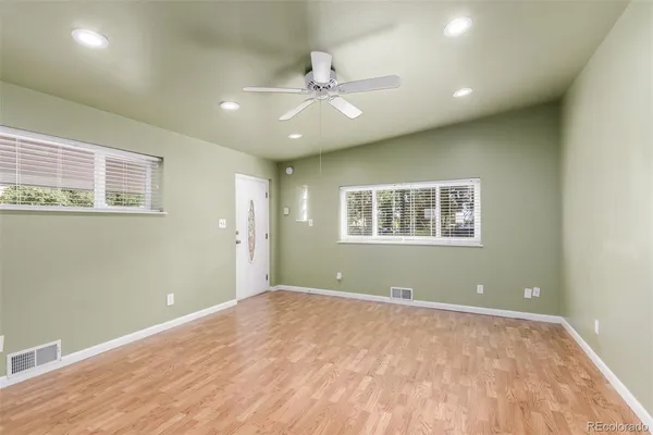 $2,200 | 4805 West 33rd Avenue, Denver, CO 80212