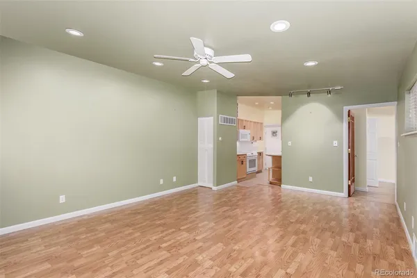 $2,200 | 4805 West 33rd Avenue, Denver, CO 80212