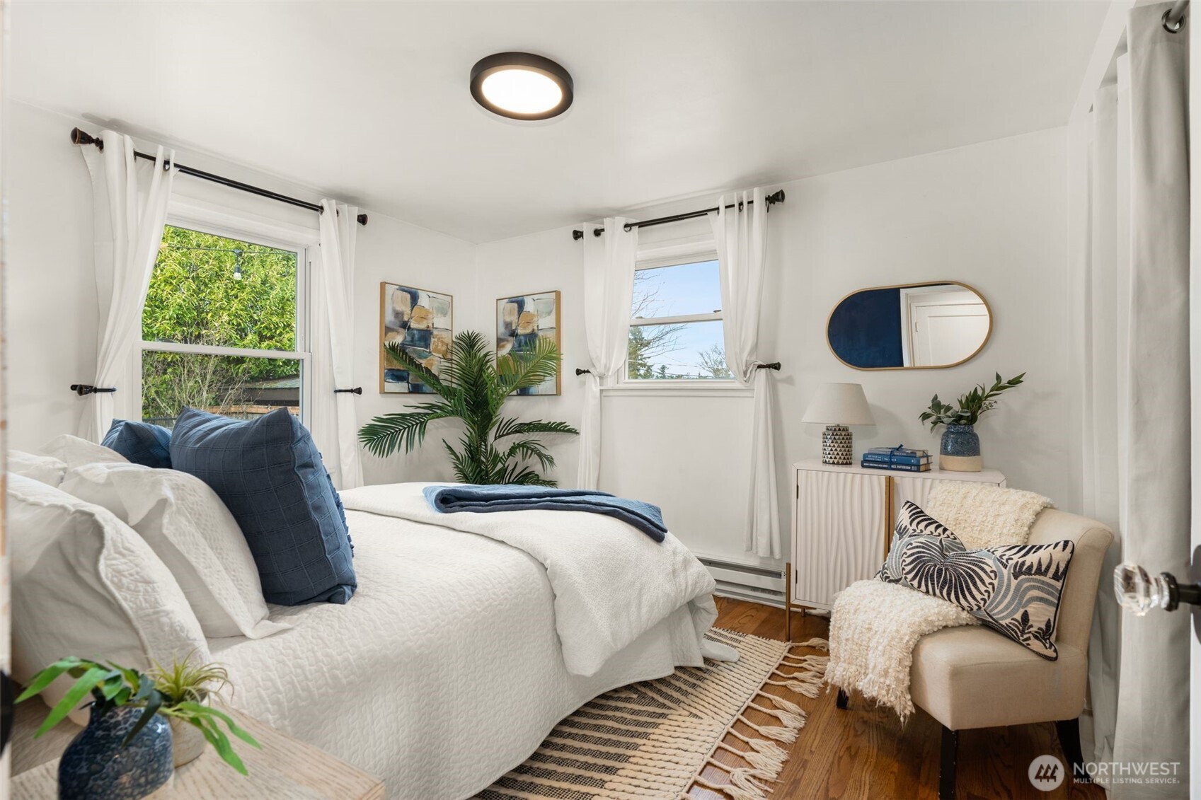 3831 52nd Avenue Southwest Seattle, WA 98116 - Photo 17 of 27