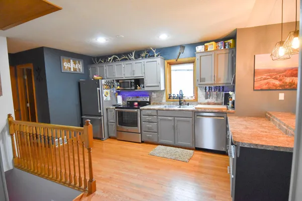 $242,900 | 226 Kneale Avenue South, Thief River Falls, MN 56701
