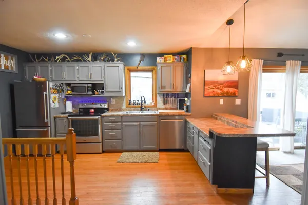 $242,900 | 226 Kneale Avenue South, Thief River Falls, MN 56701