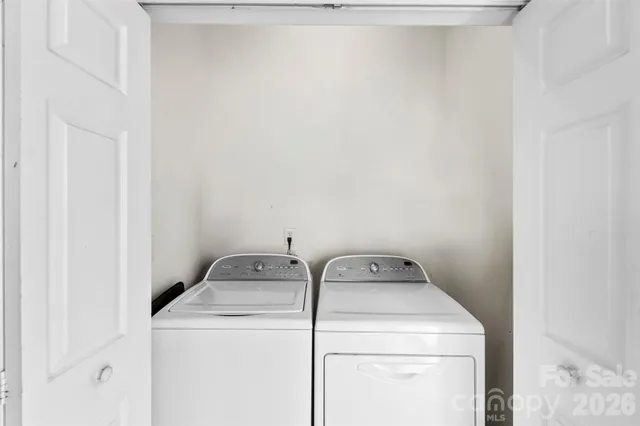 $418,000 | 624 Cliffs Inn Circle, Charlotte, NC 28214