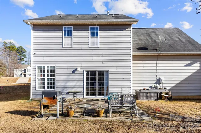 $418,000 | 624 Cliffs Inn Circle, Charlotte, NC 28214