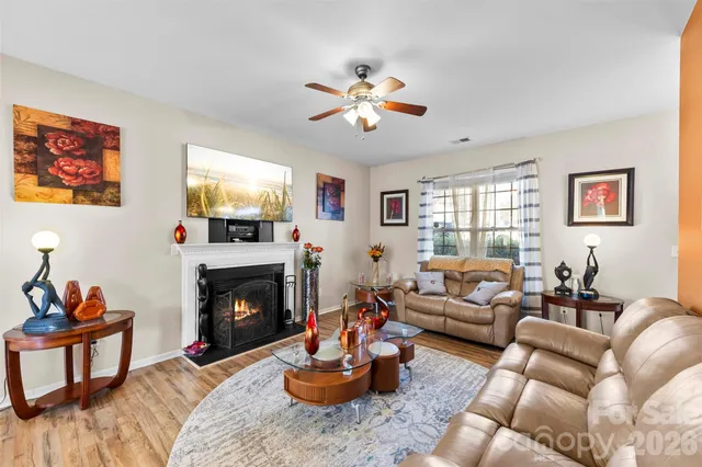 $418,000 | 624 Cliffs Inn Circle, Charlotte, NC 28214