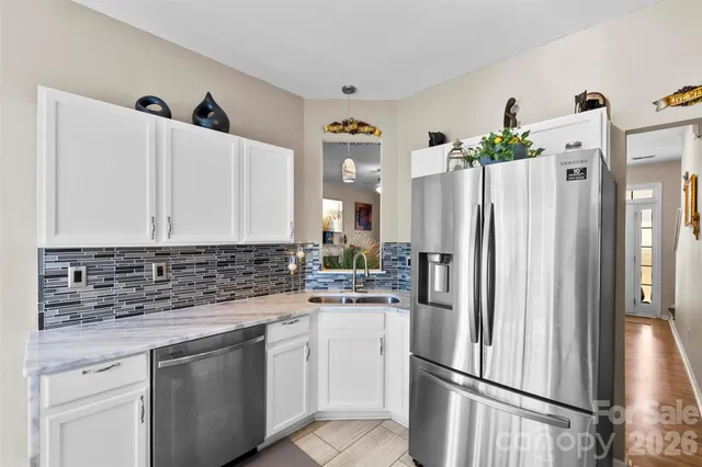 $418,000 | 624 Cliffs Inn Circle, Charlotte, NC 28214