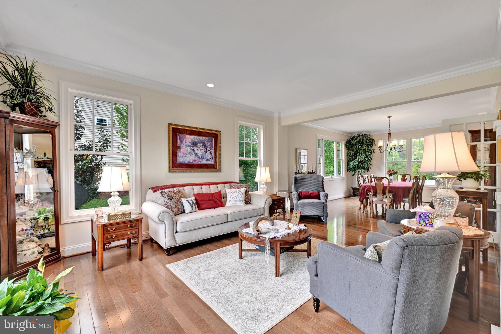 6200 Hanover Avenue Springfield, VA 22150 - Photo 11 of 87 Main Level Formal Sitting