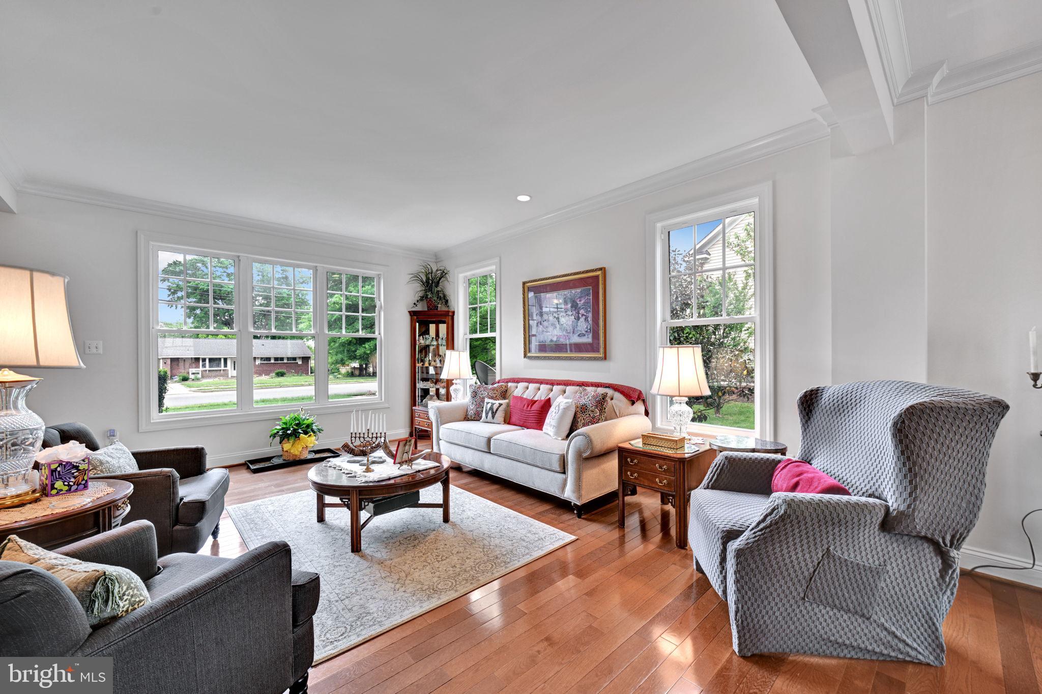 6200 Hanover Avenue Springfield, VA 22150 - Photo 14 of 87 Main Level Formal Sitting