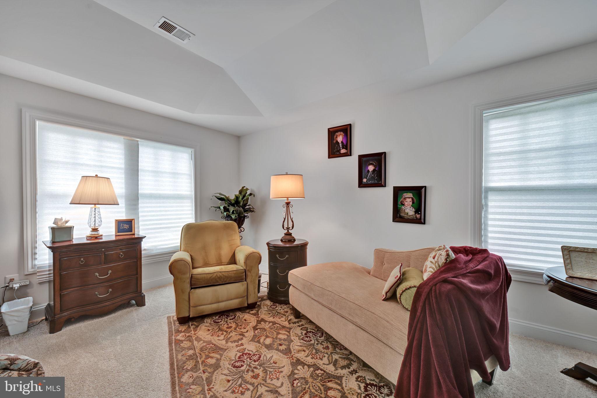 6200 Hanover Avenue Springfield, VA 22150 - Photo 52 of 87 Master Bedroom Seating