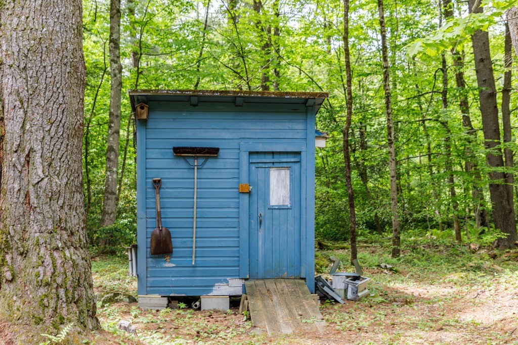 225 Queen Lake Road Phillipston, MA 01331 - Photo 8 of 11 Gallery Image 8