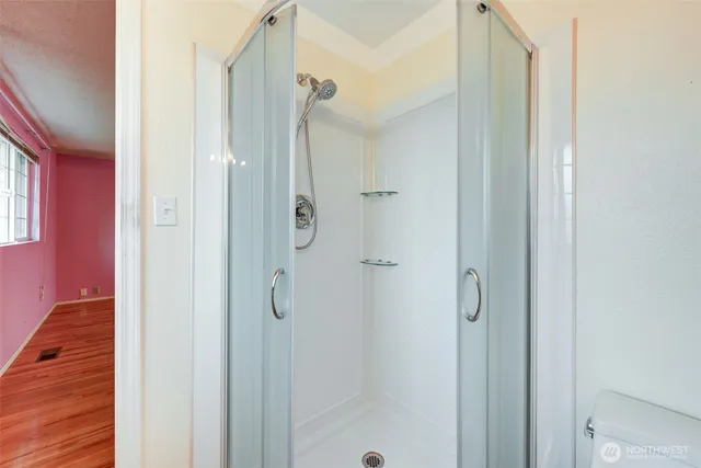 $4,100 | 12201 Southeast 65th Place, Bellevue, WA 98006