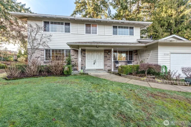 $4,100 | 12201 Southeast 65th Place, Bellevue, WA 98006