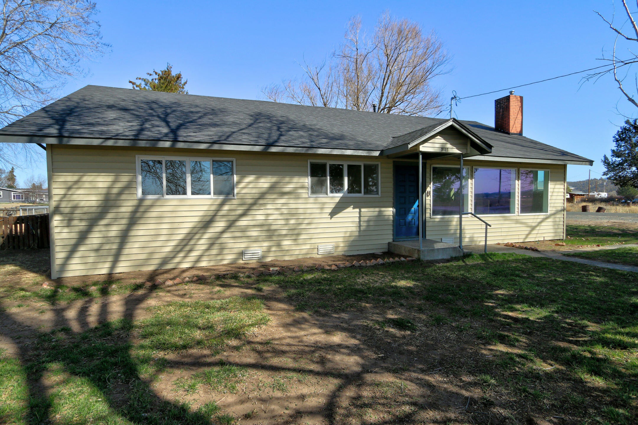 3185 Harpold Road Bonanza, OR 97623 - Photo 2 of 22 IMG_0037_8_9