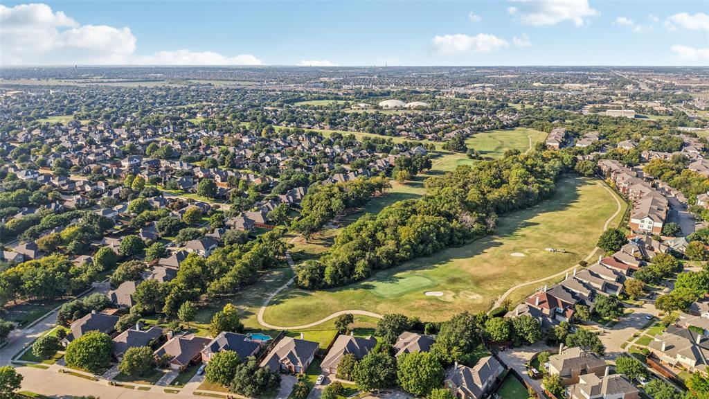 9212 Longview Drive Plano, TX 75025 - Photo 2 of 40