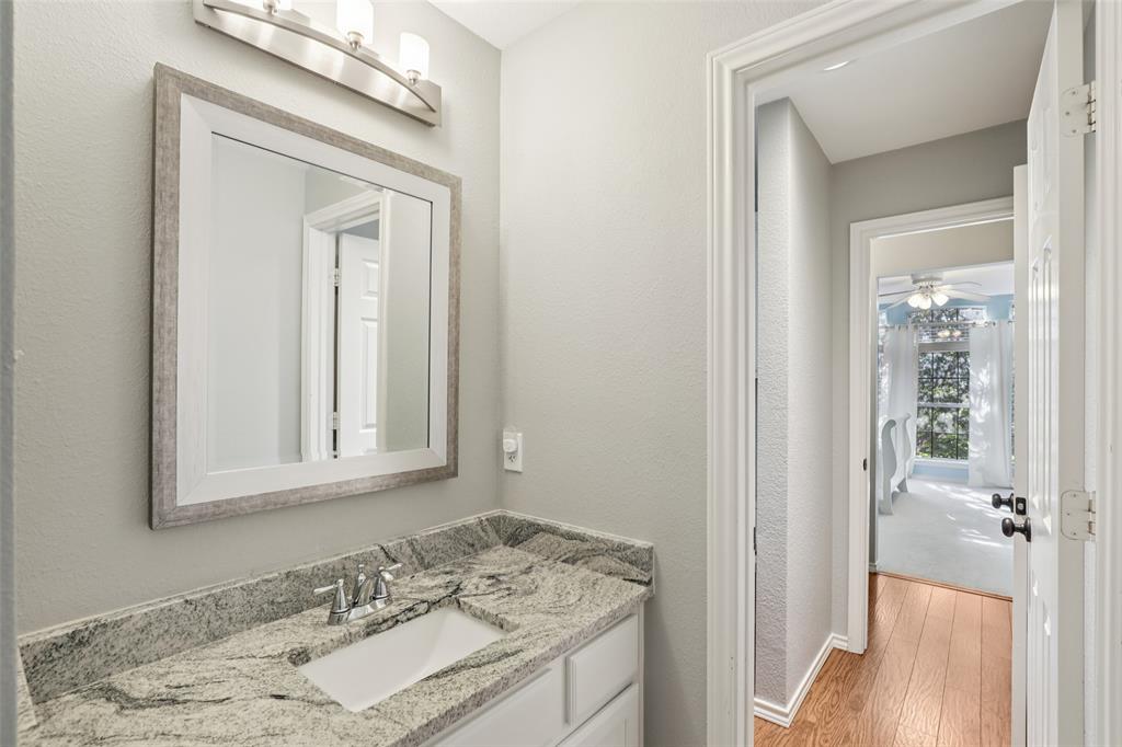 9212 Longview Drive Plano, TX 75025 - Photo 22 of 40