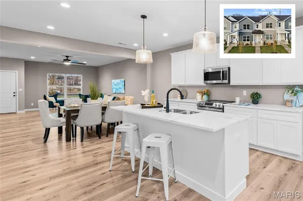 $338,800 | 204 West State Street, O'Fallon, IL 62269
