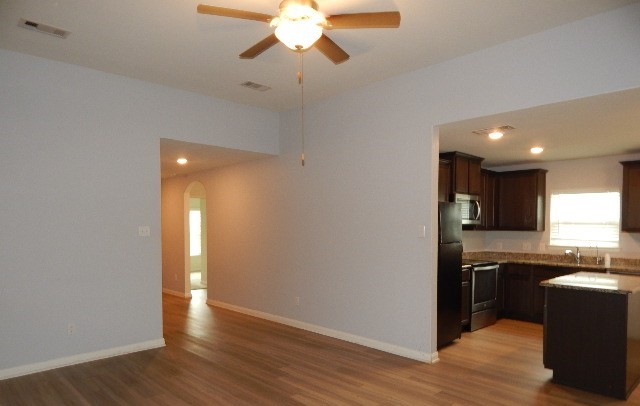 2095 Mule Ridge Drive Katy, TX 77493 - Photo 3 of 13