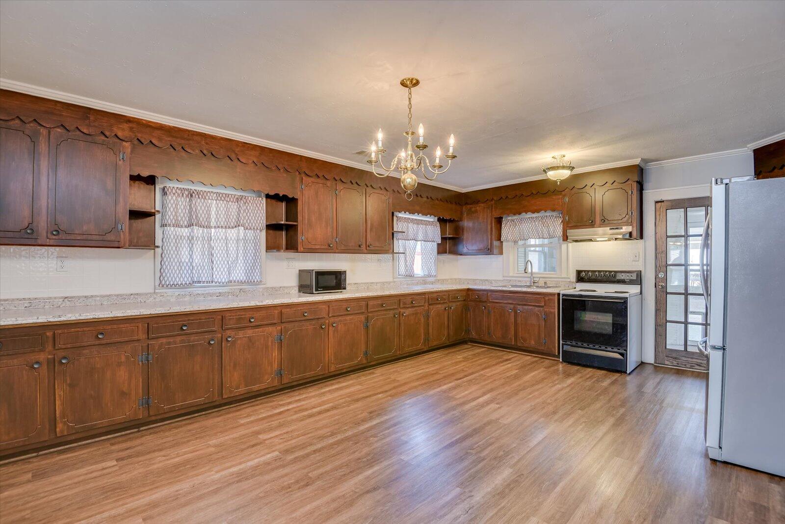 214 Howlandville Road Warrenville, SC 29851 - Photo 10 of 44 10-110-DSC_8407LRenfused