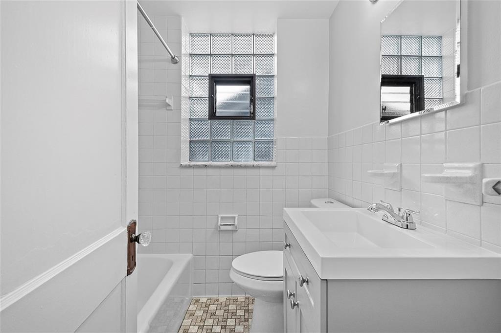 92 Ruth Street Pittsburgh, PA 15211 - Photo 14 of 24 Gallery Image 14