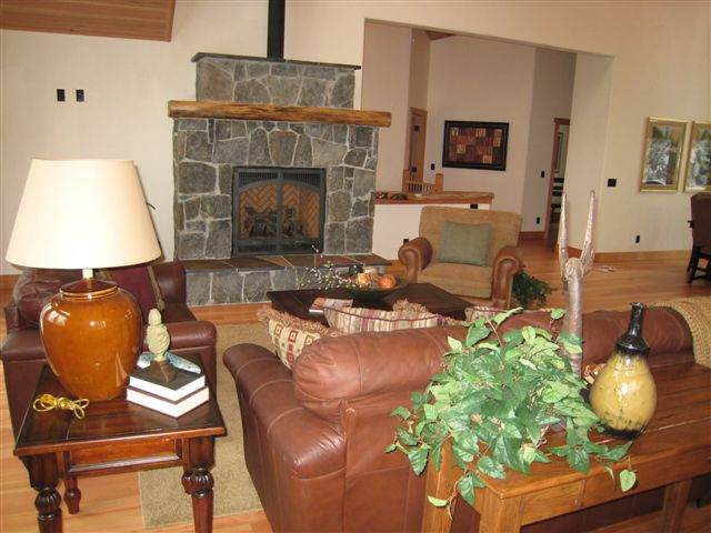7330 Cascade Road Soda Springs, CA 95728 - Photo 6 of 9 Gallery Image 6