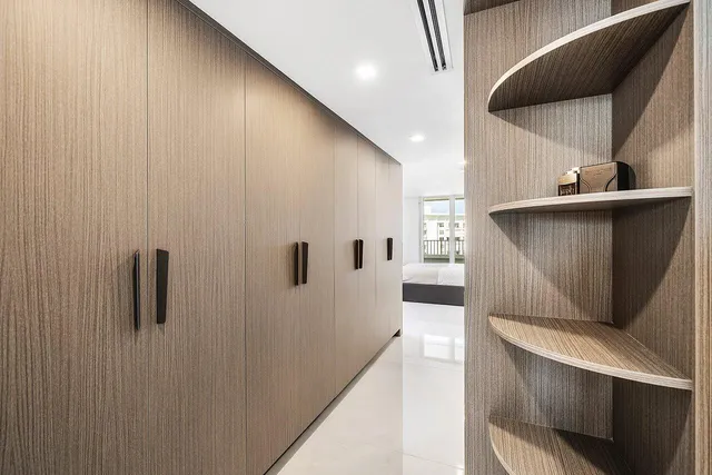 $2,495,000 | 550 South Ocean Boulevard, Unit 2207, Boca Raton, FL 33432