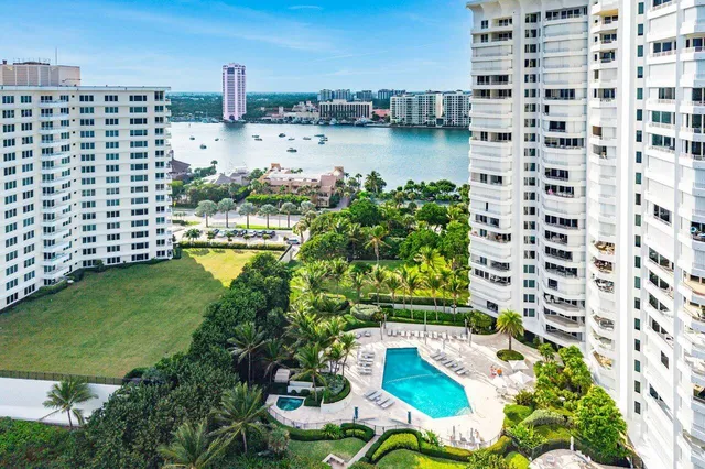 $2,495,000 | 550 South Ocean Boulevard, Unit 2207, Boca Raton, FL 33432