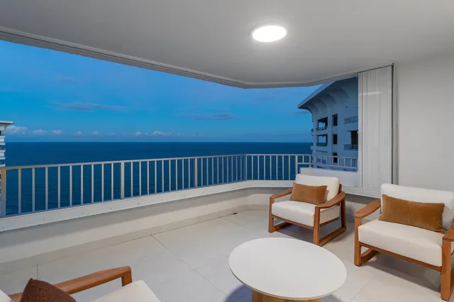 $2,495,000 | 550 South Ocean Boulevard, Unit 2207, Boca Raton, FL 33432