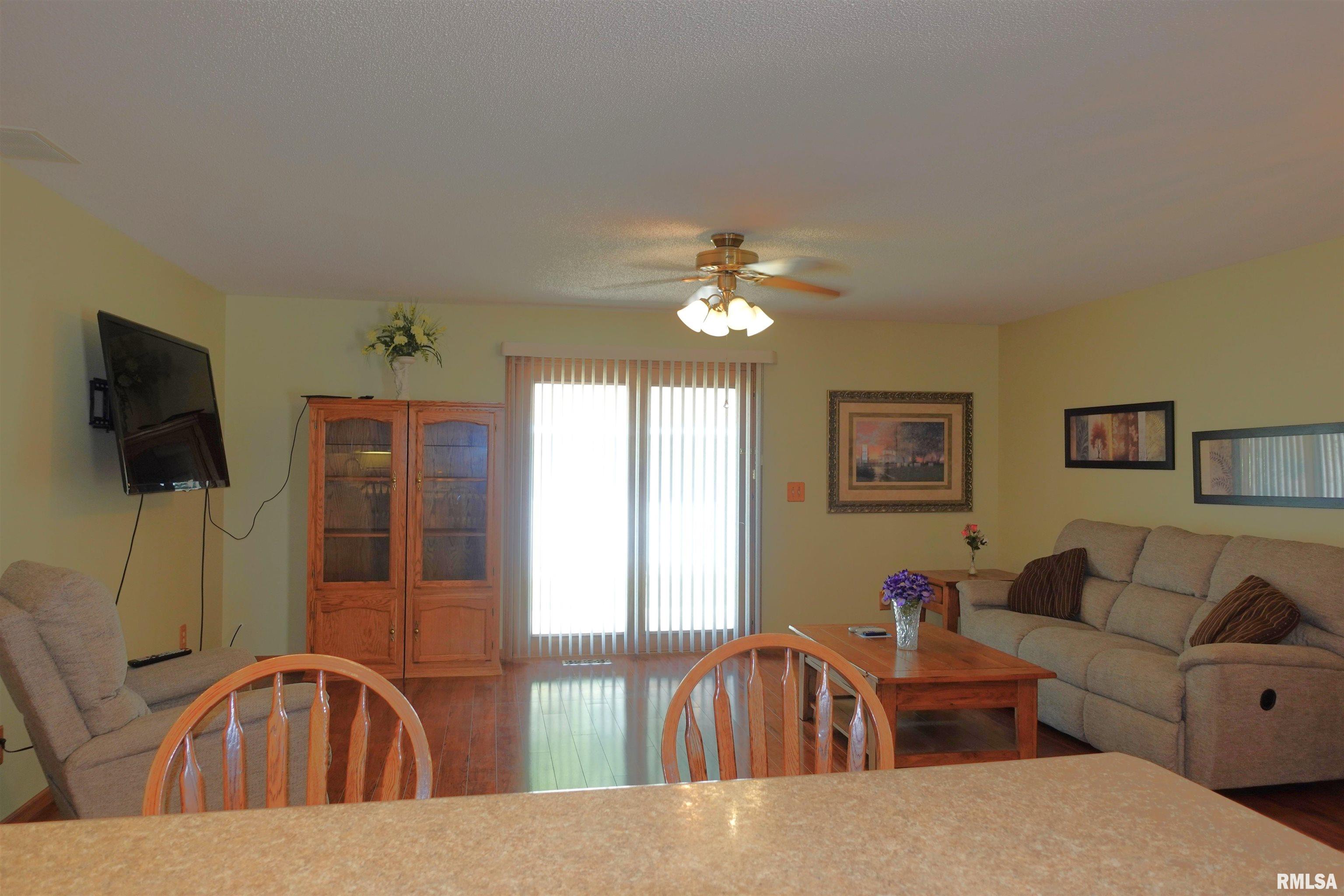 107 Weber Road Galesburg, IL 61401 - Photo 18 of 45 Gallery Image 18