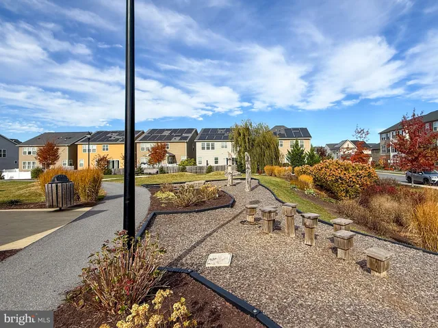 $634,900 | 15635 Trolley Lane, Silver Spring, MD 20906