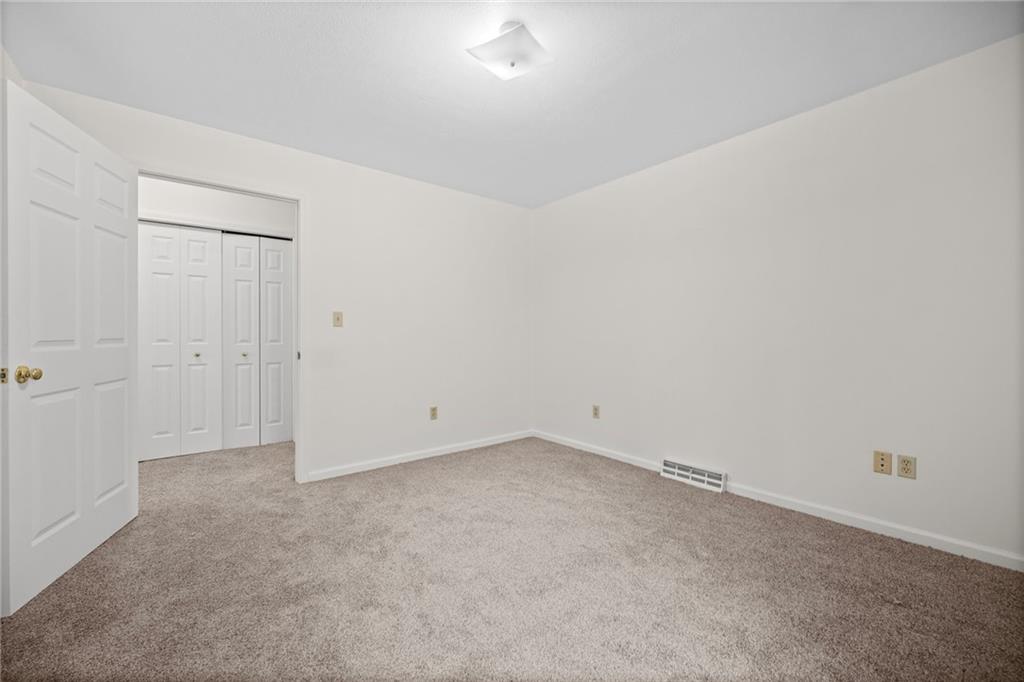 311 Catherine Street McKees Rocks, PA 15136 - Photo 16 of 41 an empty room with an entryway