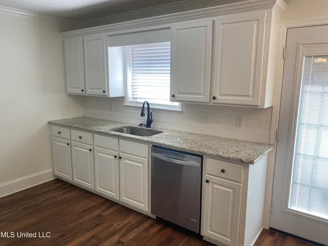 $1,895 | 209 Cherrybark Lane, Brandon, MS 39047