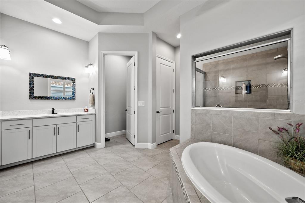 7484 Ripetta Street Sarasota, FL 34240 - Photo 42 of 59