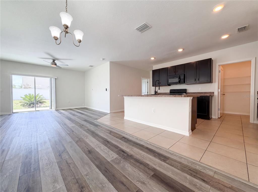 10225 Mangrove Well Road Sun City Center, FL 33573 - Photo 7 of 35