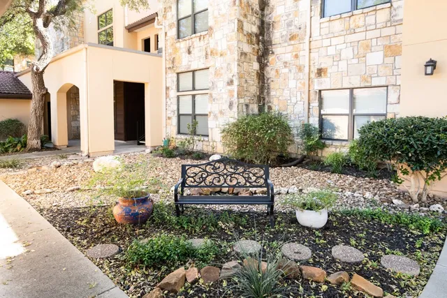 $447,500 | 300 San Gabriel Village Boulevard, Unit 410, Georgetown, TX 78626
