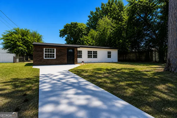 $175,000 | 202 Elmwood Street, Warner Robins, GA 31093