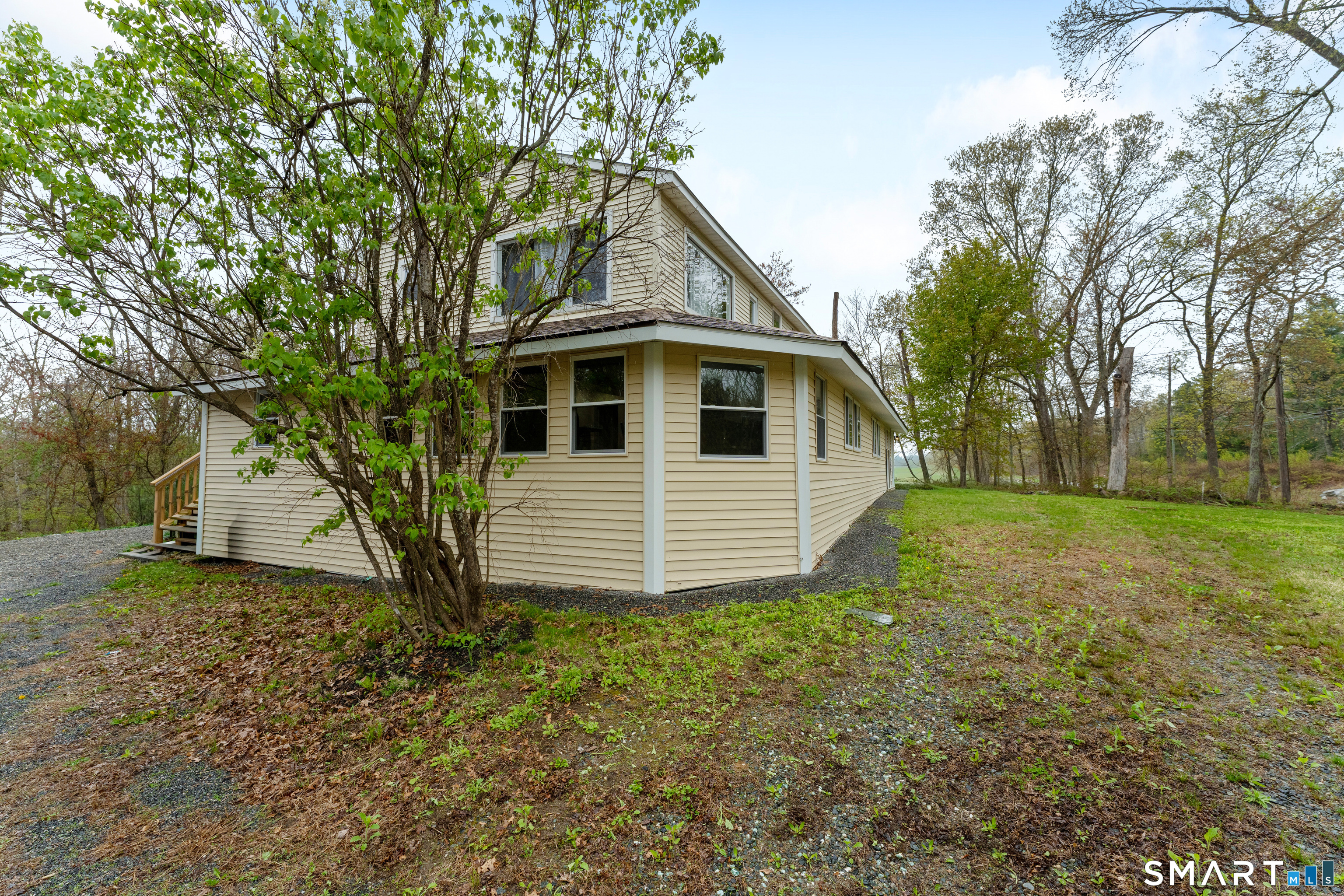 859 Ekonk Hill Road Voluntown, CT 06384 - Photo 5 of 36