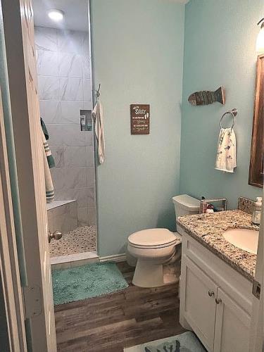 161 Four Master Road Freeport, TX 77541 - Photo 5 of 27