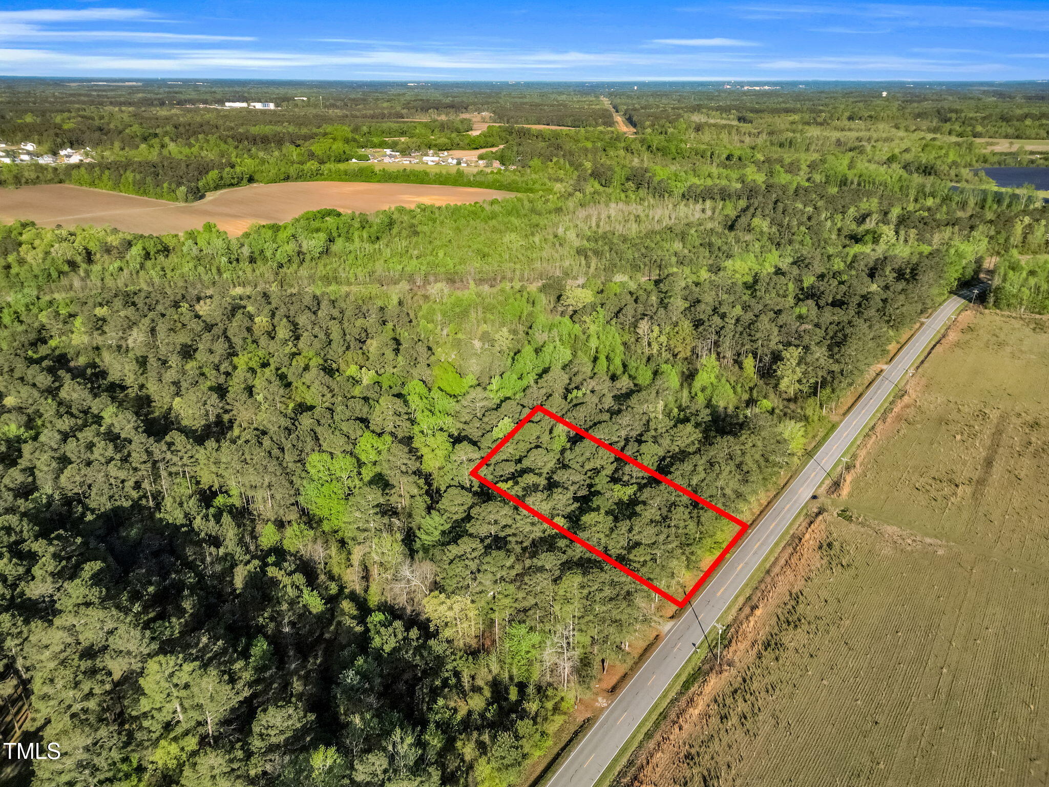 1038 John B Carter Road Fayetteville, NC 28312 - Photo 2 of 7 1-web-or-mls-DJI_0275-Line