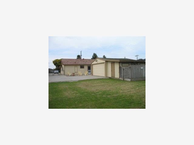 19 Hebert Road Salinas, CA 93906 - Photo 3 of 9 Gallery Image 3