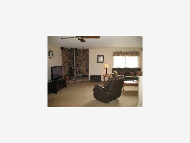 19 Hebert Road Salinas, CA 93906 - Photo 8 of 9 Gallery Image 8