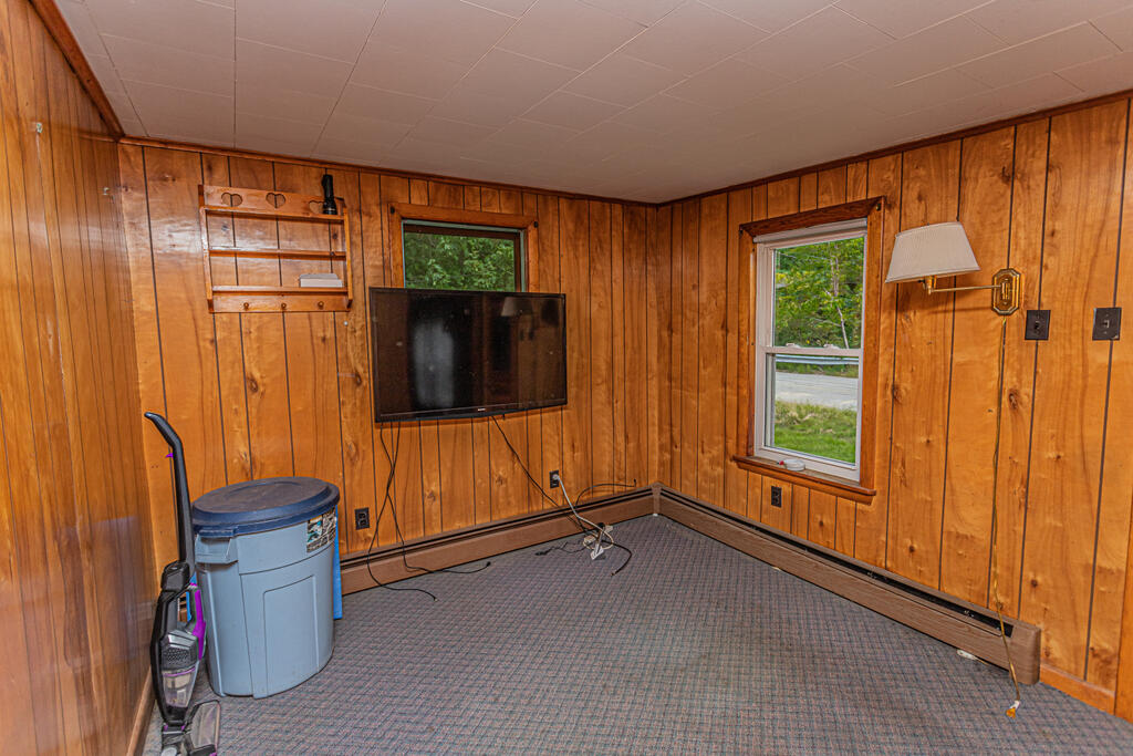 11 Tobin Flat Road Wilton, ME 04294 - Photo 11 of 32 photo (18 of 36)
