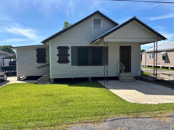 $115,000 | 302 Convent Street, Labadieville, LA 70372