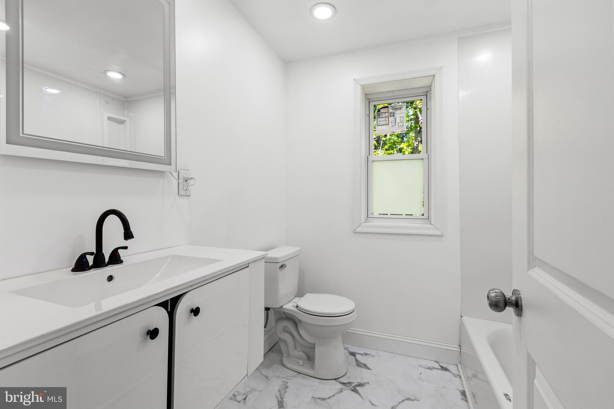 1415 Ridley Avenue Chester, PA 19013 - Photo 15 of 24