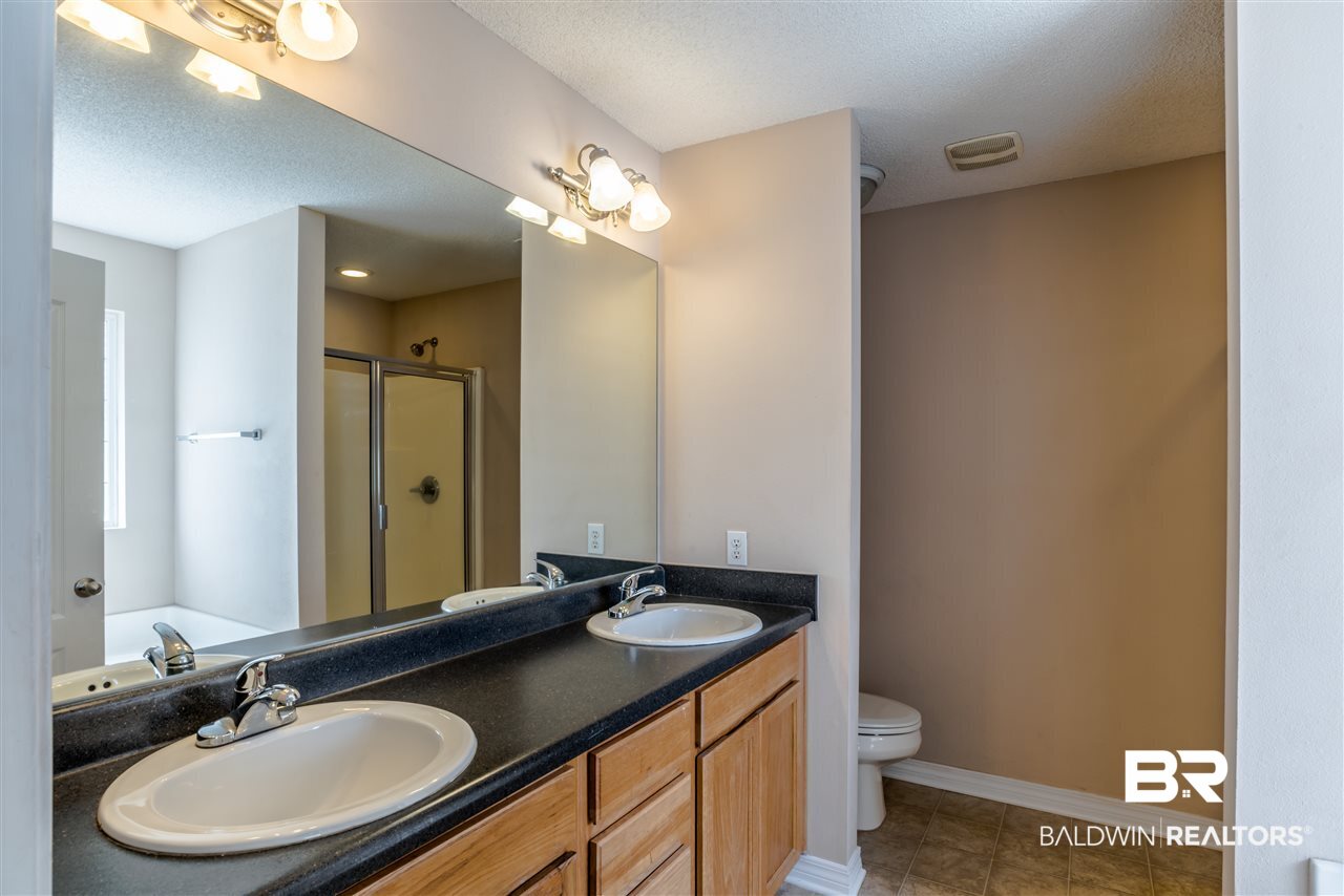 8895 Sage Drive Foley, AL 36535 - Photo 4 of 26 master bathroom