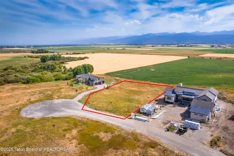$320,000 | 3255 Old Post Lane, Victor, ID 83455