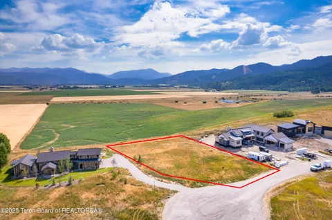 $320,000 | 3255 Old Post Lane, Victor, ID 83455