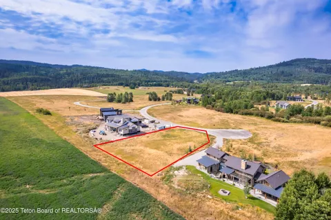 $320,000 | 3255 Old Post Lane, Victor, ID 83455