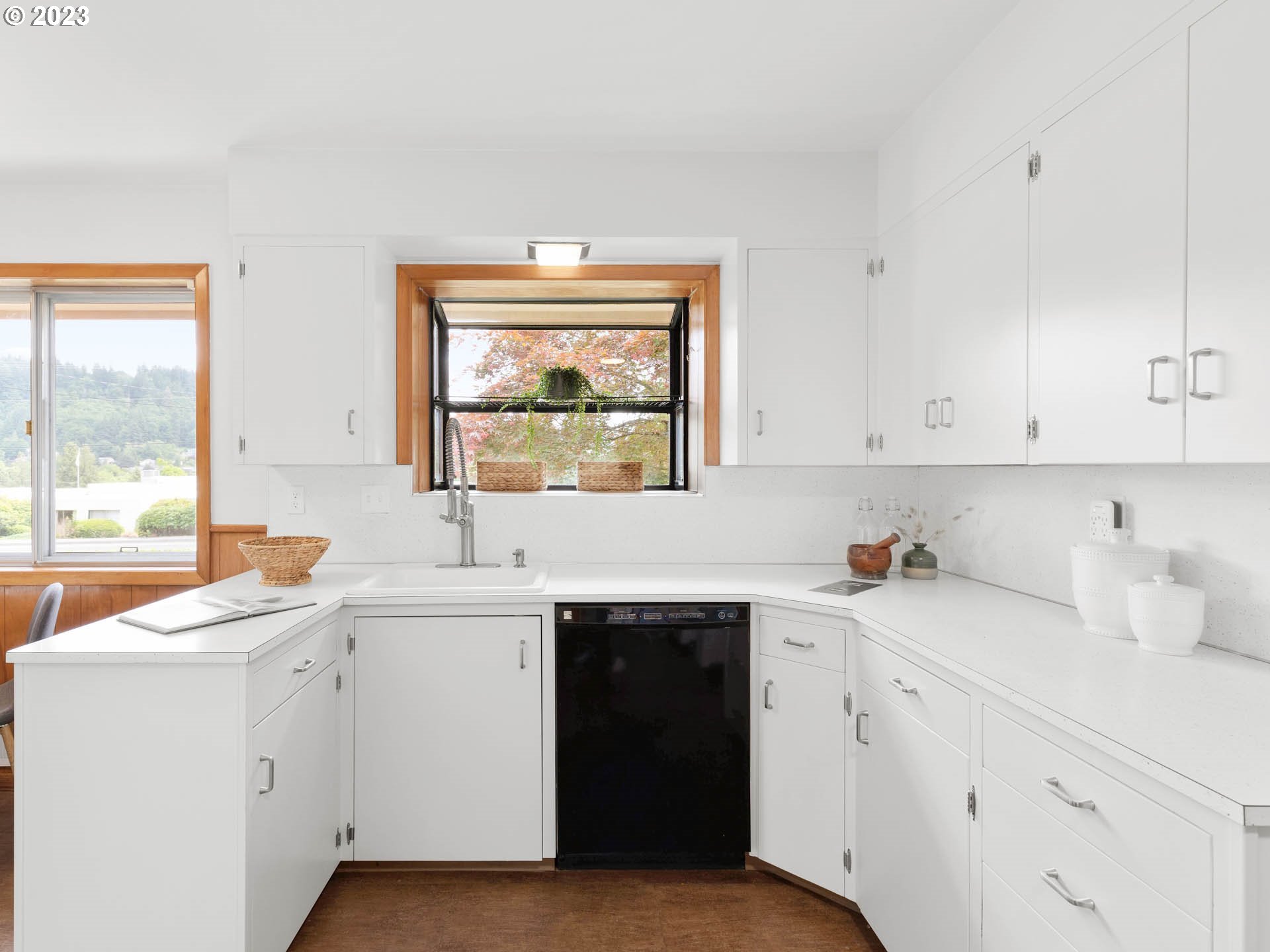 1405 West Powell Boulevard Gresham, OR 97030 - Photo 15 of 45