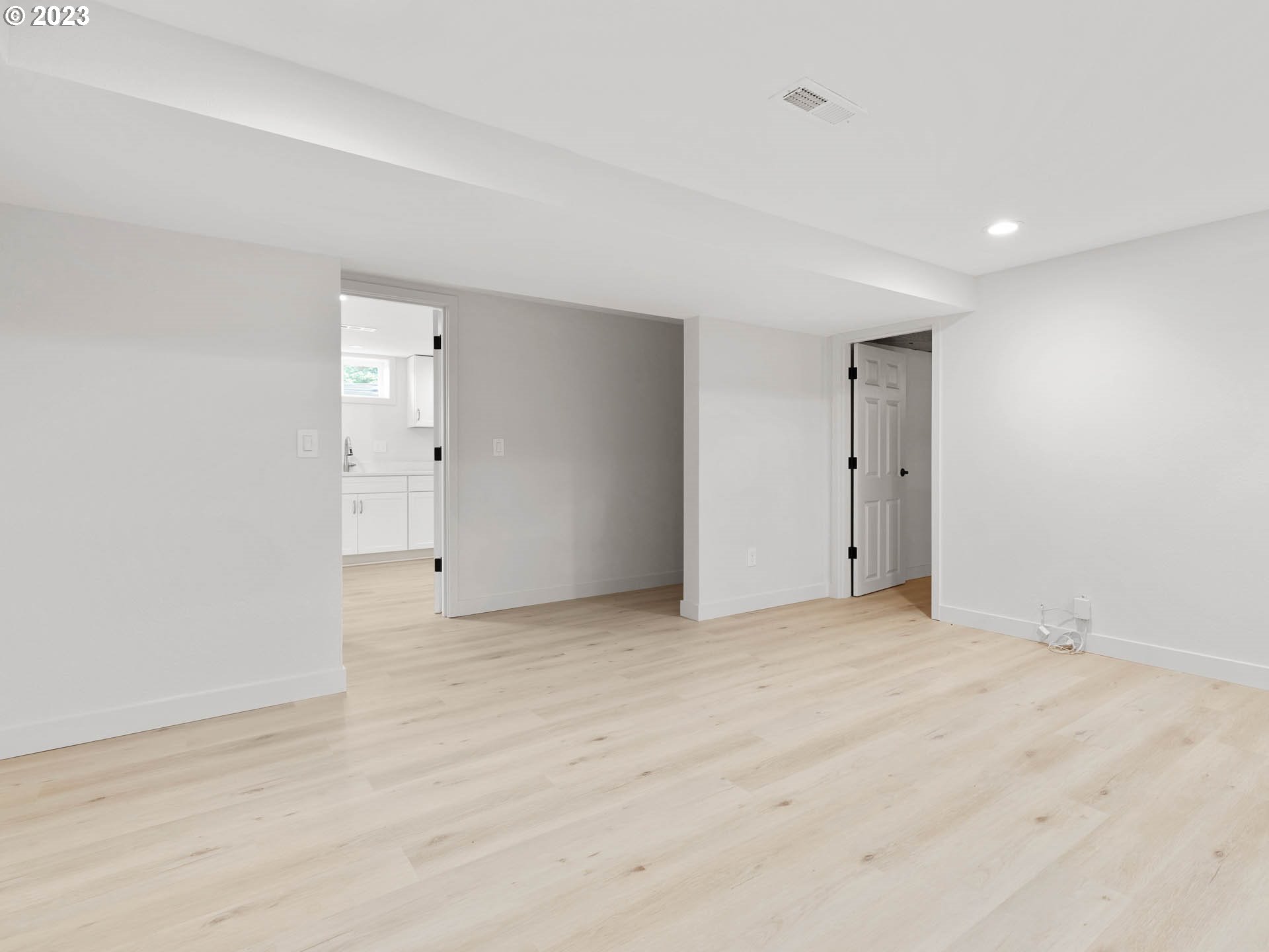 1405 West Powell Boulevard Gresham, OR 97030 - Photo 33 of 45